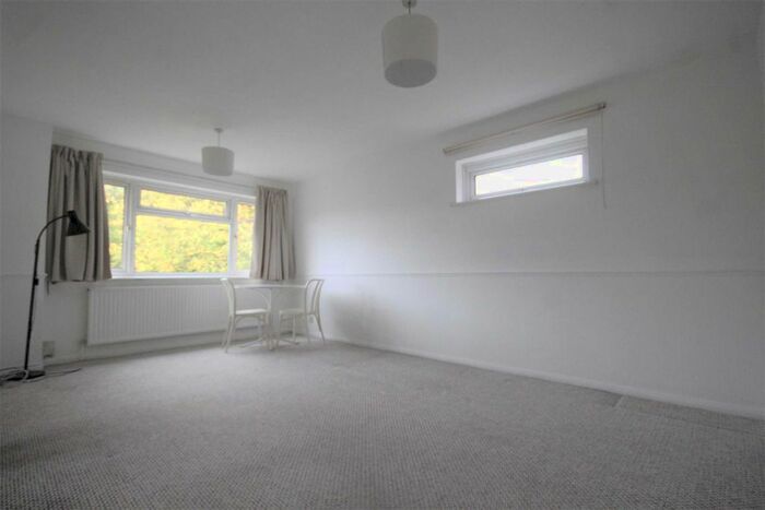 1 Bedroom Property To Rent In Elmwood, 34 Churchfields, South Woodford E18