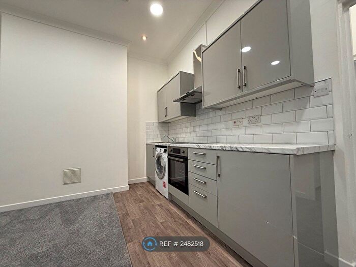 1 Bedroom Flat To Rent In Wordsworth Ave, Cardiff, CF24