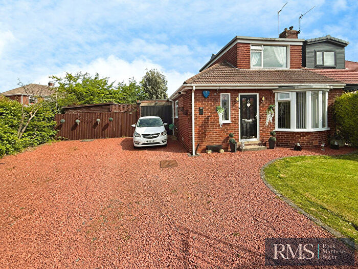 2 Bedroom Bungalow For Sale In Ashwood Grove, Newcastle Upon Tyne, NE13
