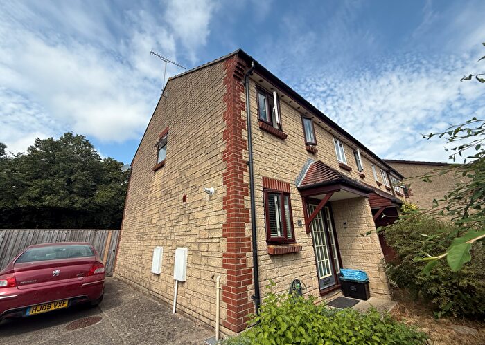 2 Bedroom House To Rent In Yeovil, BA21