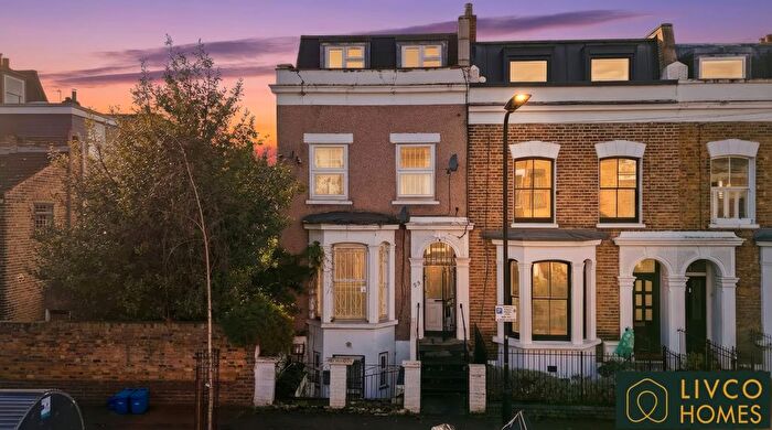 5 Bedroom End Terrace House For Sale In Chippendale Street, London, E5