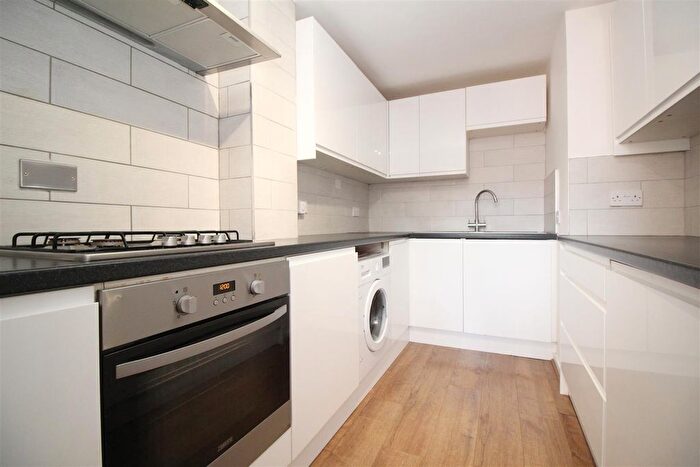 3 Bedroom Property To Rent In Samphire Close, Broadfield, Crawley, West Sussex., RH11