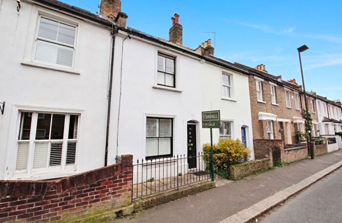 3 Bedroom Terraced House For Sale In Talbot Road, Isleworth, TW7