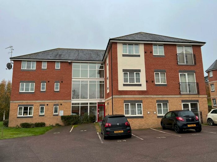2 Bedroom Apartment To Rent In Poppy Fields, Kettering, NN16