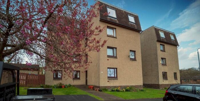 2 Bedroom Flat To Rent In Grandtully Drive, Kelvindale, Glasgow, G12
