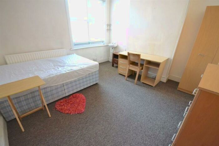 5 Bedroom House To Rent In Welford Road, Clarendon Park, Leicester, LE2