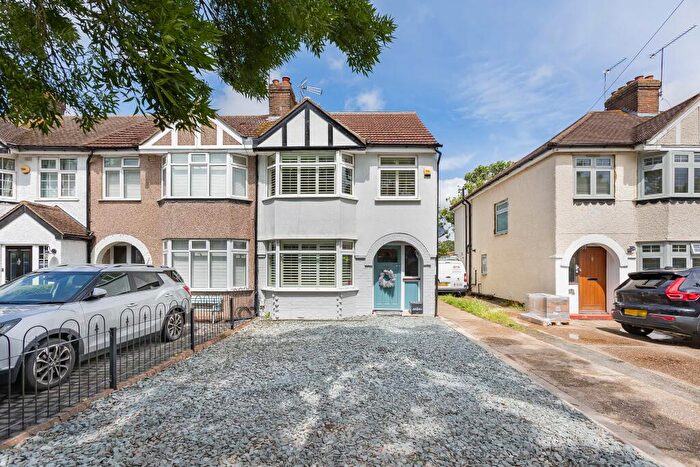 4 Bedroom Semi-Detached House For Sale In Astwick Avenue, Hatfield, Hertfordshire, AL10