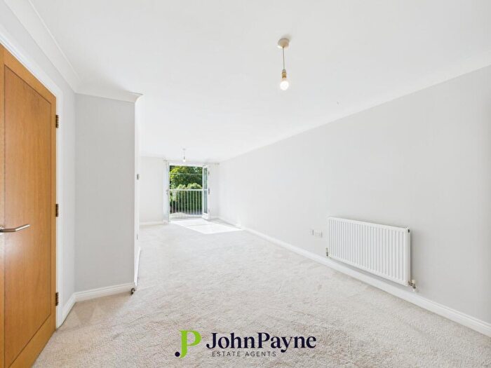 2 Bedroom Apartment To Rent In Palmerston Road, Earlsdon, Coventry, CV5
