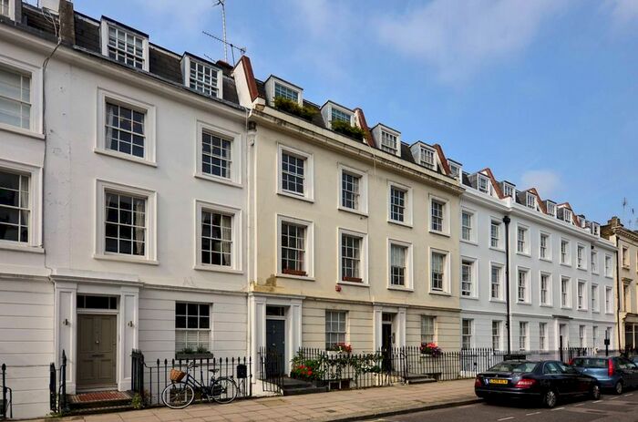 1 Bedroom Flat To Rent In Westmoreland Terrace, Pimlico, London, SW1V