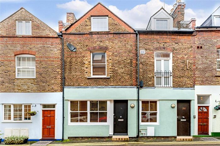 2 Bedroom Apartment For Sale In Canfield Place, West Hampstead, NW6