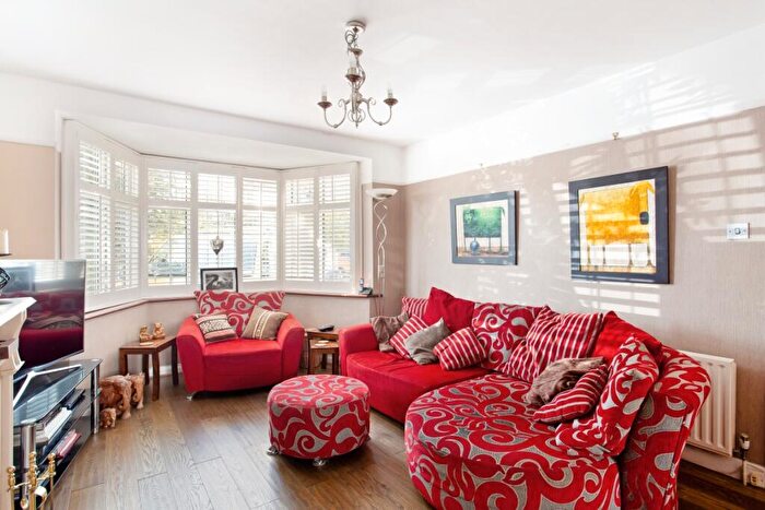 5 Bedroom Semi-Detached House To Rent In Arundel Road Kingston Upon Thames, KT1