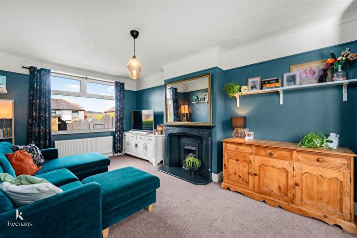 4 Bedroom Semi Detached House For Sale In Coleshill Avenue, Burnley, BB10