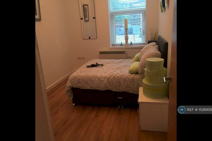 1 Bedroom Flat To Rent In Southbrook Rise, Southampton, SO15