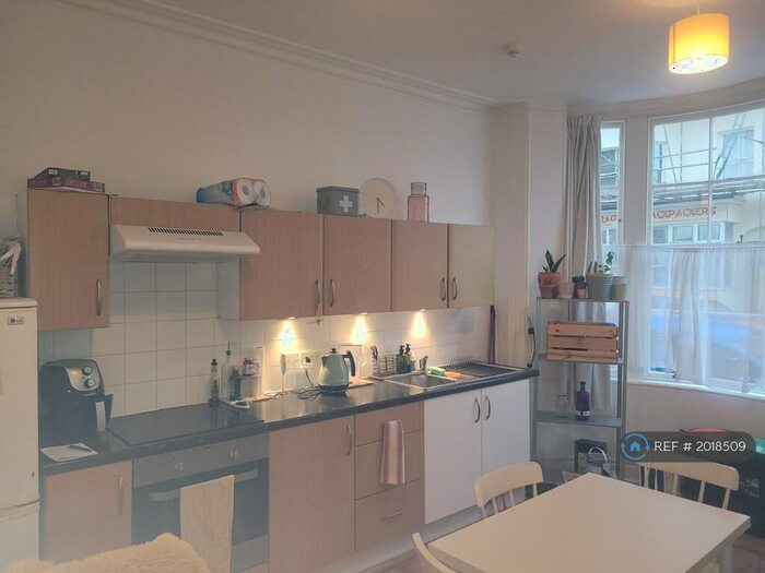 2 Bedroom Flat To Rent In Waterloo Street, Hove, BN3