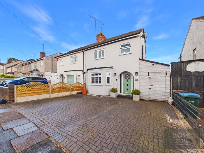 3 Bedroom Semi Detached House For Sale In Sherbourne Crescent, Coundon, Coventry, West Midlands, CV5