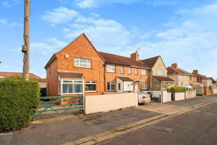 3 Bedroom Property To Rent In Carisbrooke Road, Bristol, BS4