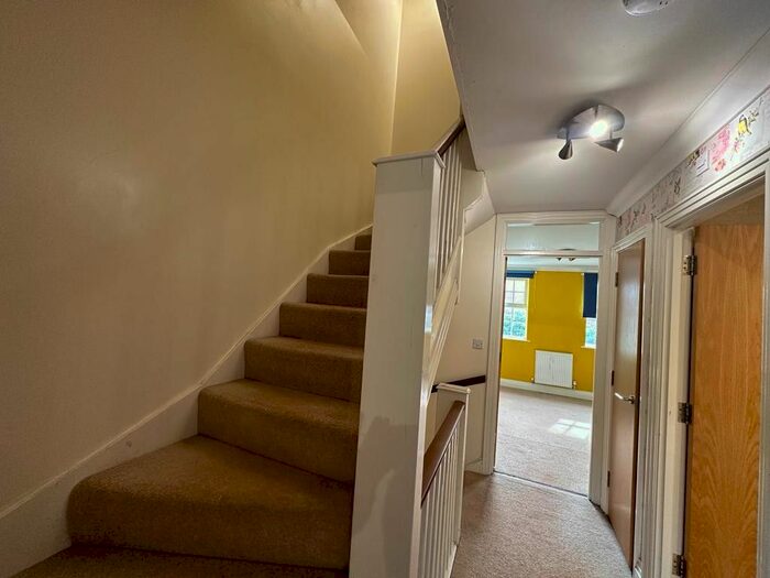 3 Bedroom Terraced House To Rent In Capthorne Avenue, Harrow, Greater London, HA2