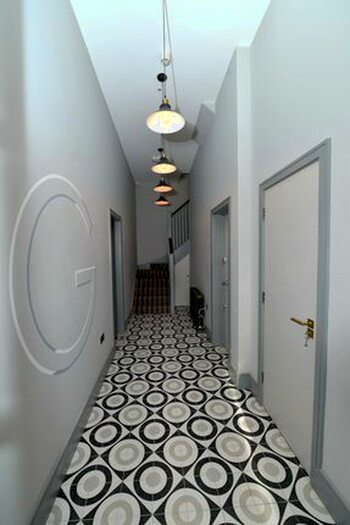 3 Bedroom Flat To Rent In - Sutherland Avenue, Maida Vale, W9