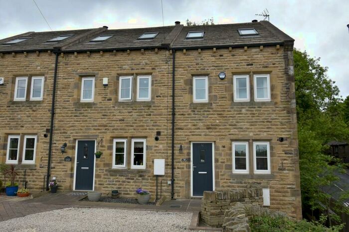 3 Bedroom Cottage To Rent In Sude Hill, New Mill, Holmfirth, HD9