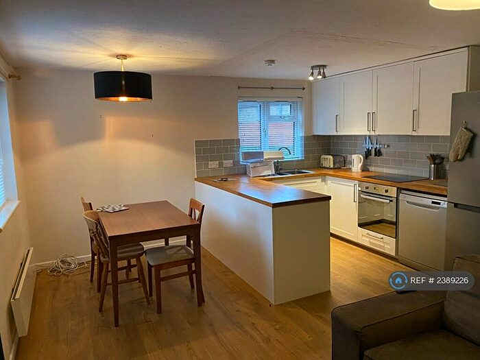 2 Bedroom Flat To Rent In Southerngate Way, London, SE14