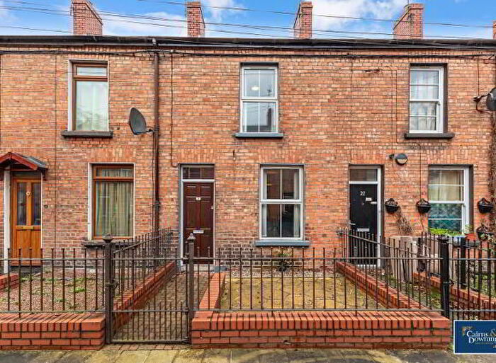 2 Bedroom Mid Terraced House For Sale In William Street, Craigavon, BT66