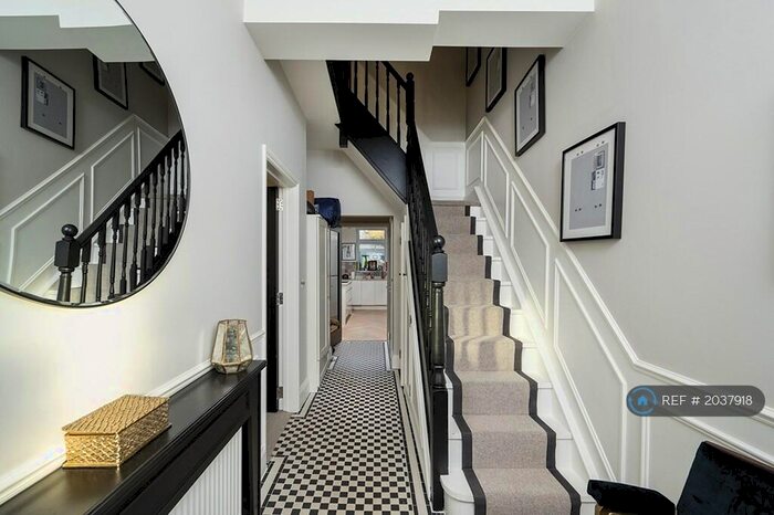 3 Bedroom Semi-Detached House To Rent In Birkbeck Road, London, NW7