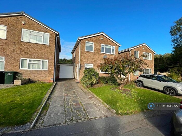 3 Bedroom Detached House To Rent In Stonebury Avenue, Coventry, CV5