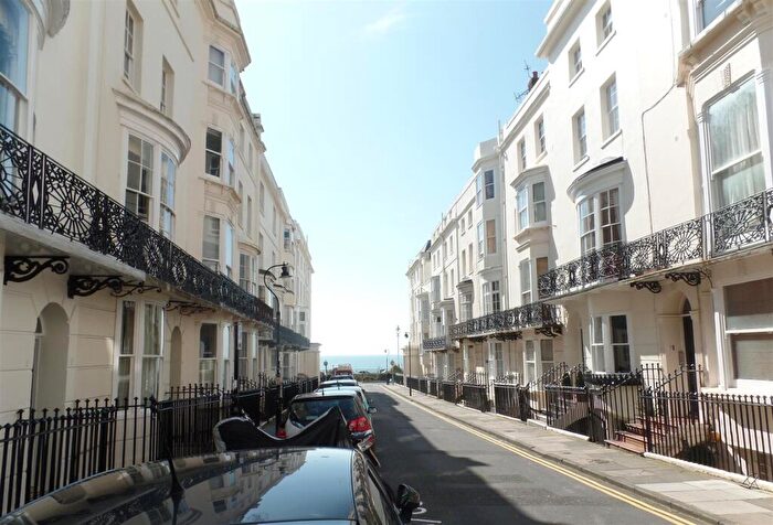 1 Bedroom Flat To Rent In Bloomsbury Place, Brighton, BN2