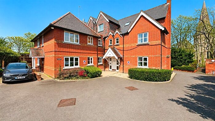 2 Bedroom Flat For Sale In Chapel Hill, Halstead, Essex, CO9