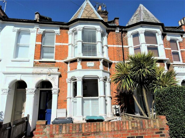 1 Bedroom Flat To Rent In Harringay Road, London, N15