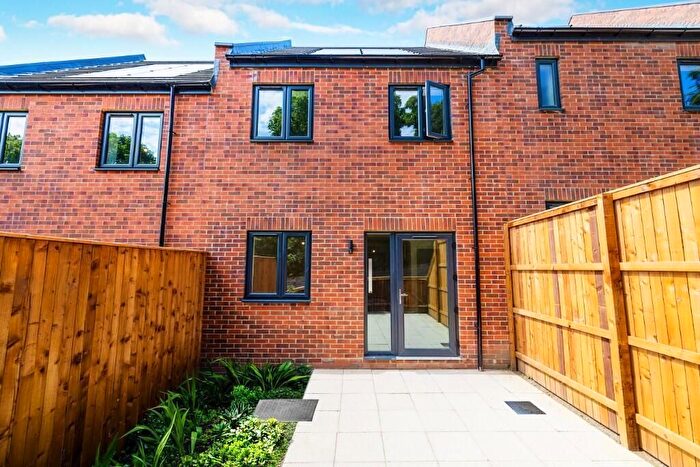 2 Bedroom Terraced House To Rent In Benwell Dene Terrace, Newcastle, NE15