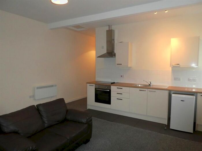 1 Bedroom Flat To Rent In Walter Road, Swansea, SA1