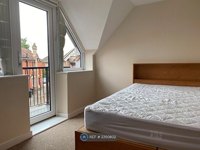 1 Bedroom Flat To Rent In Capstone Road, Bournemouth, BH8