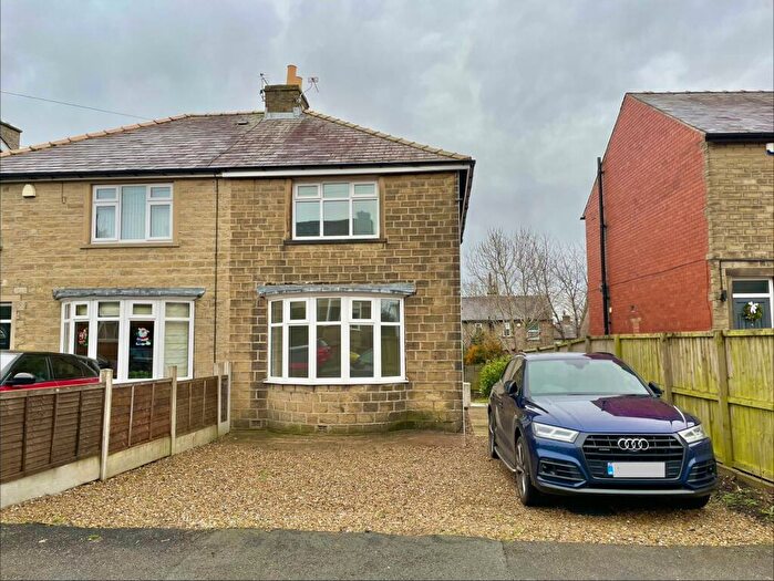 2 Bedroom Semi Detached House For Sale In Broomfield Road, Marsh, HD1
