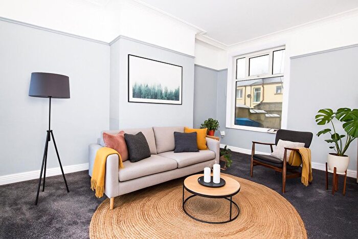 3 Bedroom Terraced House To Rent In Atlas Road, Darwen, BB3