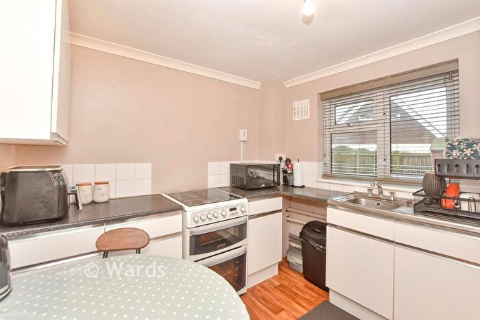 2 Bedroom End Of Terrace House For Sale In Guilford Avenue, Whitfield, Dover, Kent, CT16