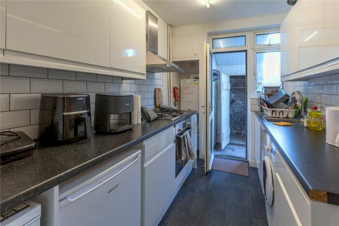 4 Bedroom Terraced House To Rent In Lodge Causeway, Bristol, BS16