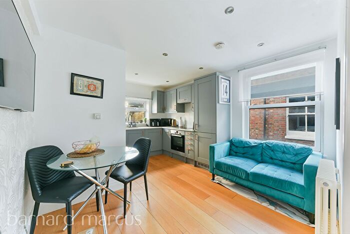 1 Bedroom Flat To Rent In Adelaide Grove, London, W12