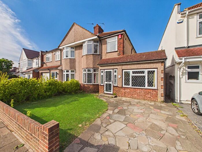 3 Bedroom Semi Detached House For Sale In Annandale Road, Sidcup, Kent, DA15