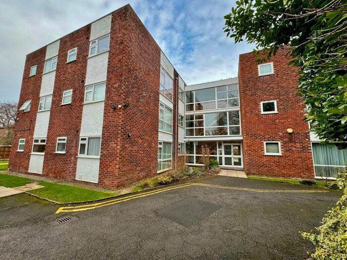 1 Bedroom Flat To Rent In Shanklin Close, Chorlton, M21