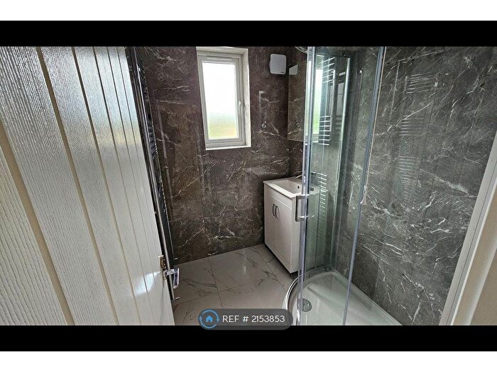 2 Bedroom Maisonette To Rent In Rosebank Avenue, Wembley, HA0