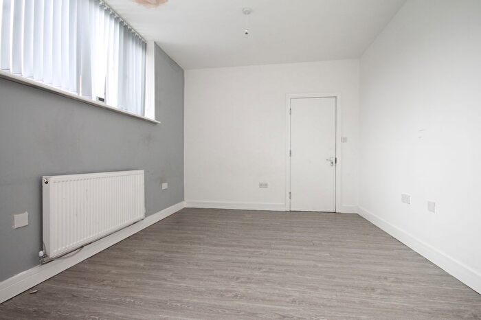 1 Bedroom Flat To Rent In White Lane, Gleadless, Sheffield, S12