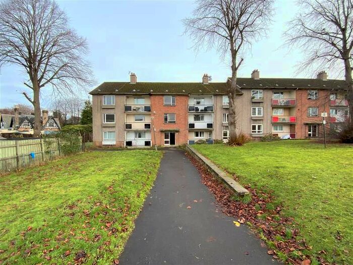 3 Bedroom Apartment To Rent In Cairnhill Circus, Crookston, Glasgow, G52