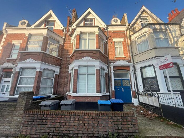 1 Bedroom Flat To Rent In Chichele Road, Willesden Green, NW2