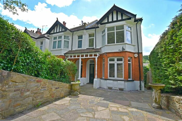 2 Bedroom Flat To Rent In Godstone Road, Purley, CR8