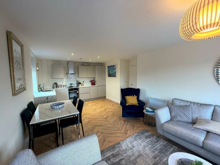 2 Bedroom Apartment To Rent In Public Haus, Leeds, LS9