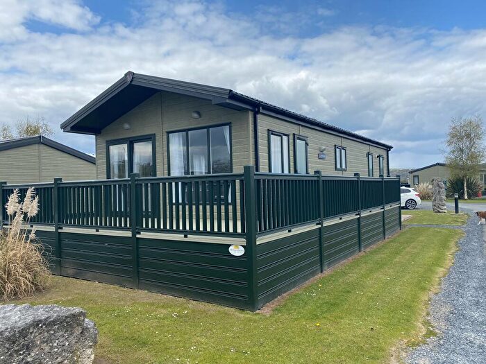 2 Bedroom Lodge For Sale In Levens Lakesway Lodge Park, Levens, LA8