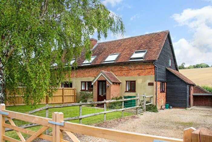 3 Bedroom Semi-Detached House For Sale In Wantage Road, Great Shefford, Berkshire, ., RG17