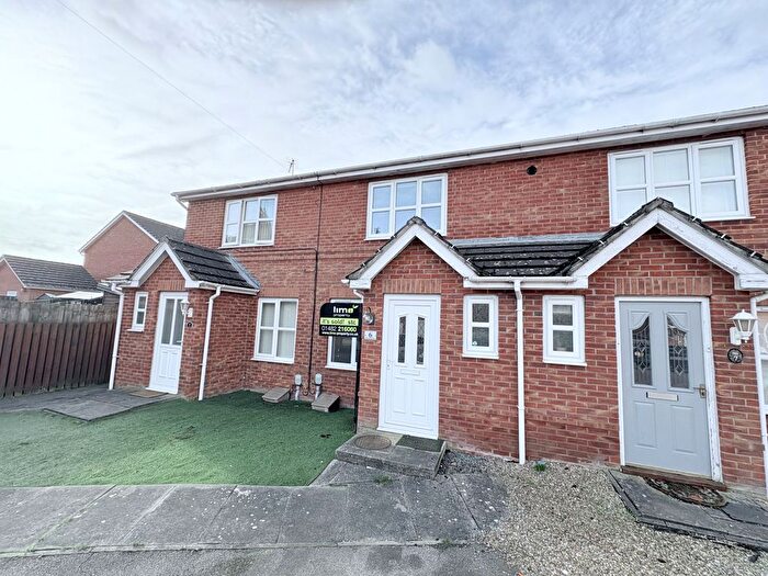 2 Bedroom Terraced House To Rent In Briarwood Close, HU7