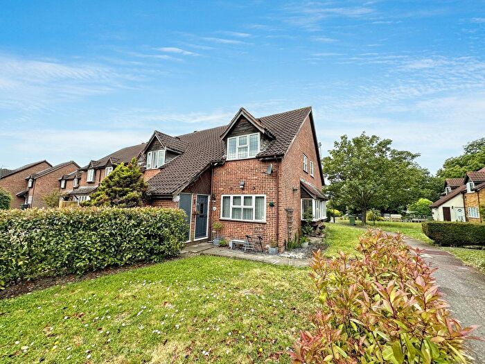 1 Bedroom End Of Terrace House To Rent In Herald Walk, Dartford, DA1